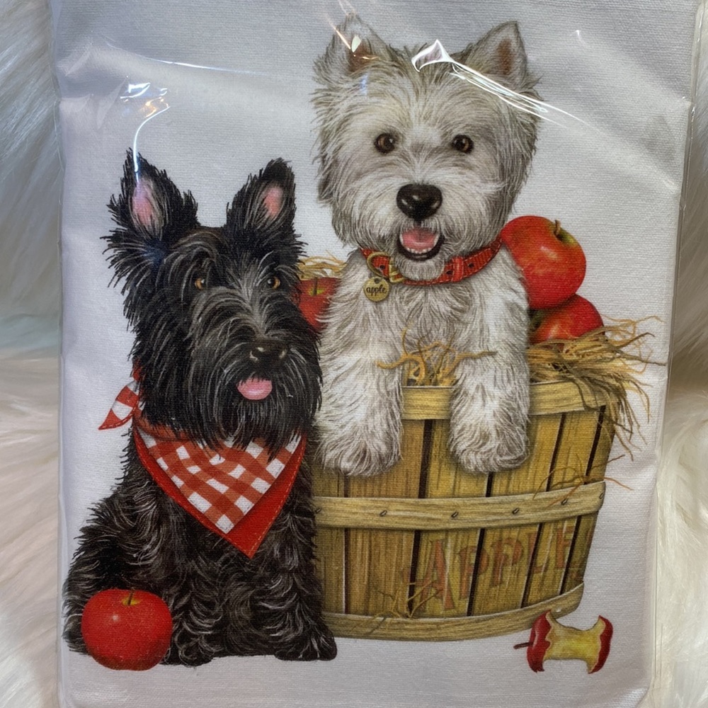 ‘Doggies & Apple Barrel’ Flour Sack Kitchen Towel, 30” x 30” NWT & Never Opened